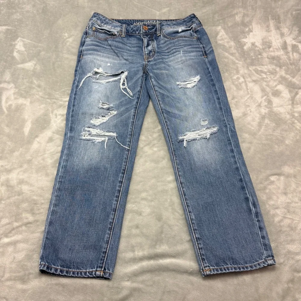 American Eagle Boyfriend‎ Crop Jeans Womens Size 6 Distressed Blue Button Fly